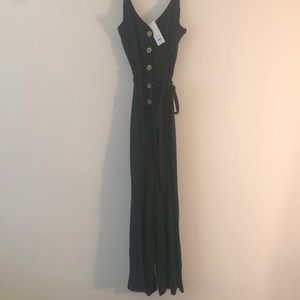 New Cute green jumpsuit